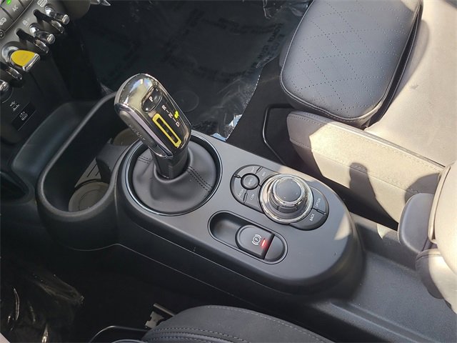 Used 2024 MINI Cooper SE image 31