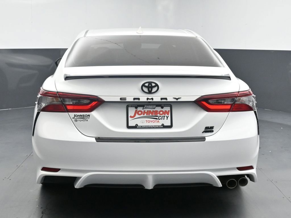 Used 2024 Toyota Camry SE w/ Blackout Package (TMS) AWD/4WD image 7