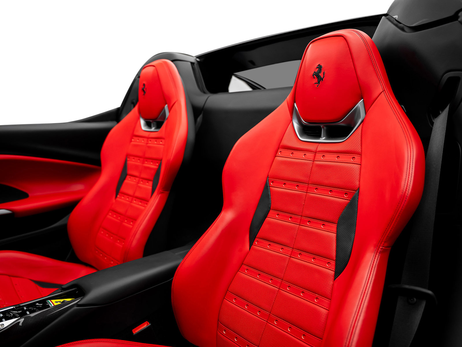 Used 2024 Ferrari 296 GTS RWD image 33