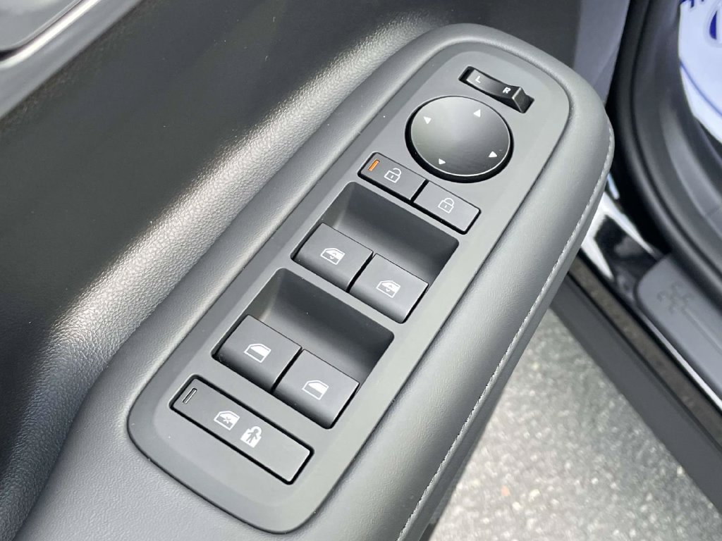 New 2027 Hyundai Santa Fe SEL AWD/4WD image 16