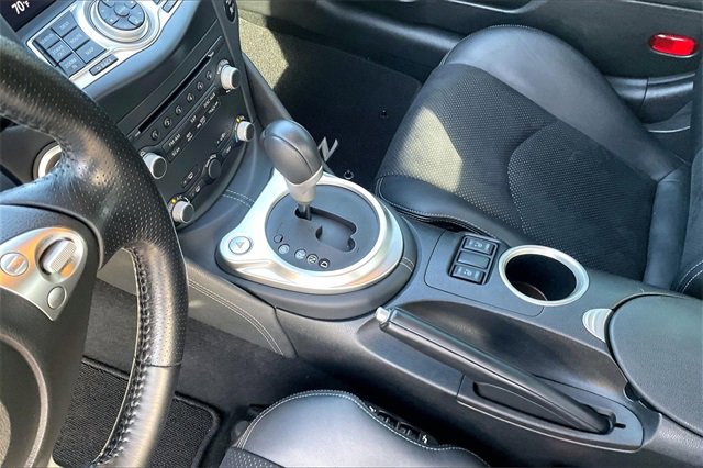 Used 2013 Nissan 370Z Touring w/ Sport Pkg image 12