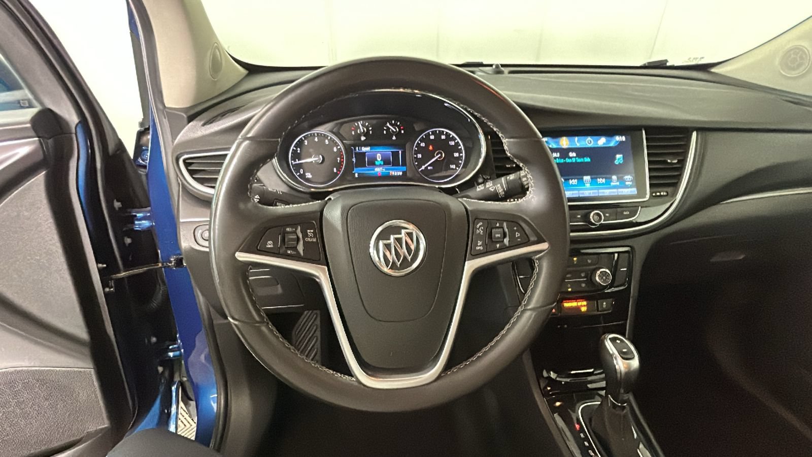 Used 2020 Buick Encore Preferred FWD image 17