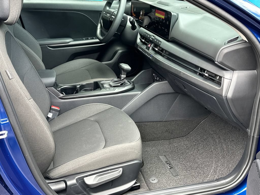 New 2026 Kia K4 FWD image 10