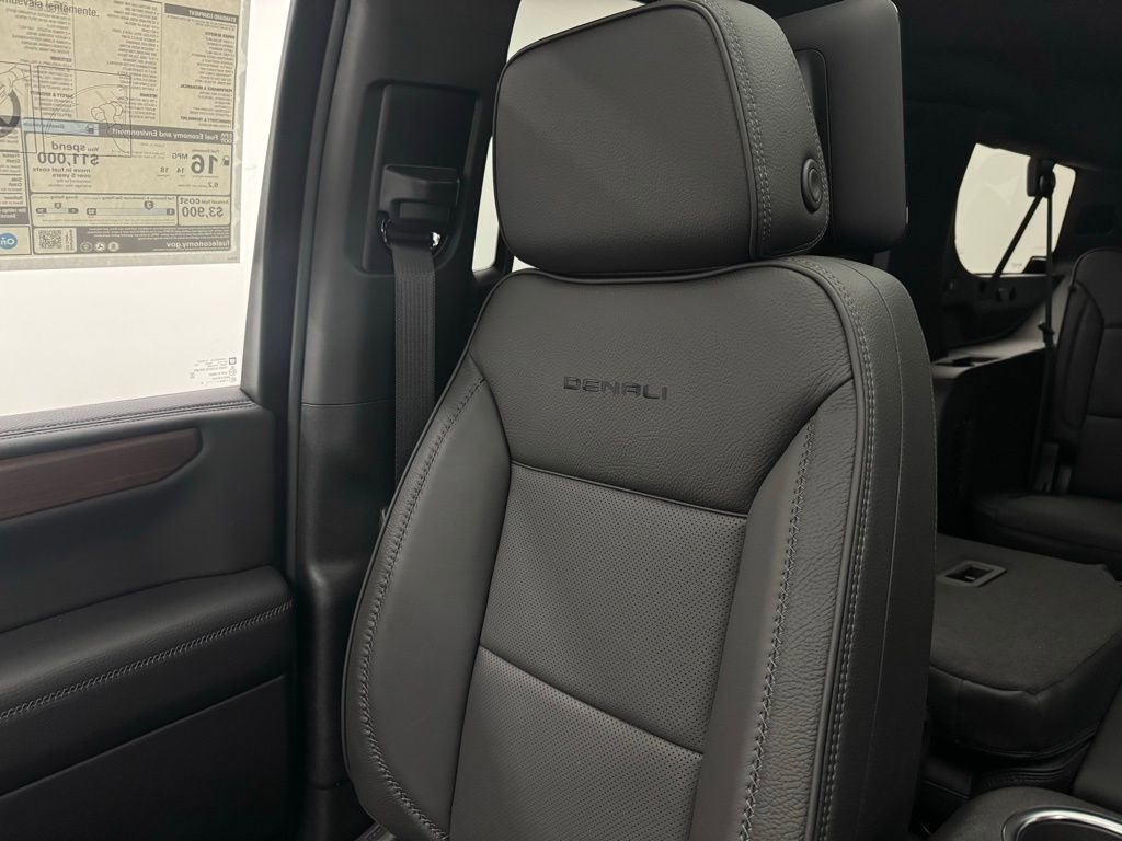 New 2026 GMC Yukon XL Denali w/ Denali Reserve Package image 50
