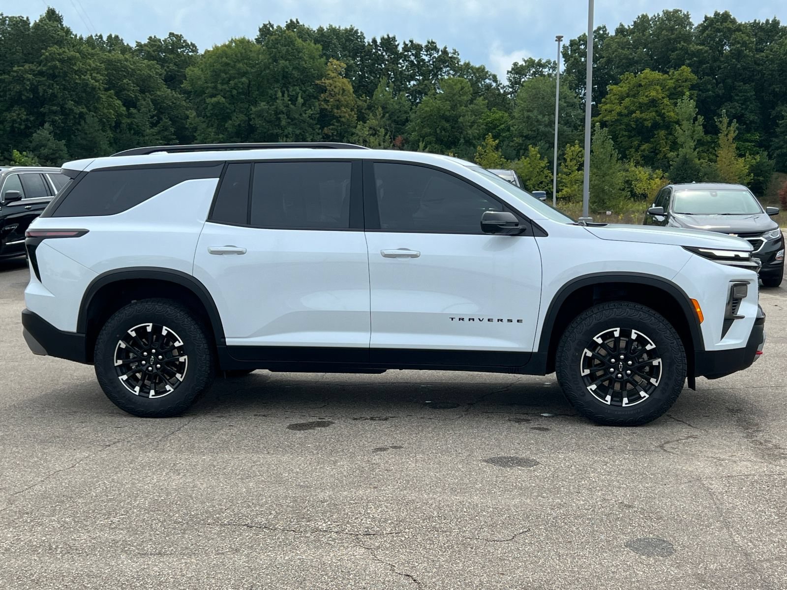Used 2026 Chevrolet Traverse Z71 w/ Driver Confidence Package AWD/4WD image 20