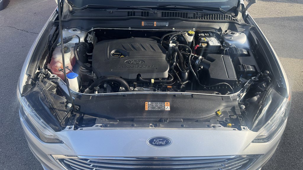 Used 2018 Ford Fusion SE w/ Fusion SE Technology Package image 10