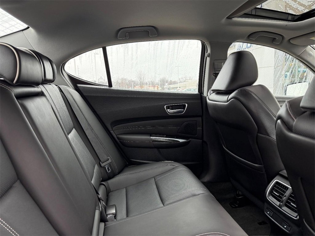 Certified 2018 Acura TLX V6 SH-AWD w/ Advance Package image 10