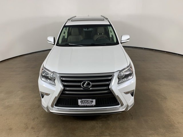 Used 2019 Lexus GX 460 image 4