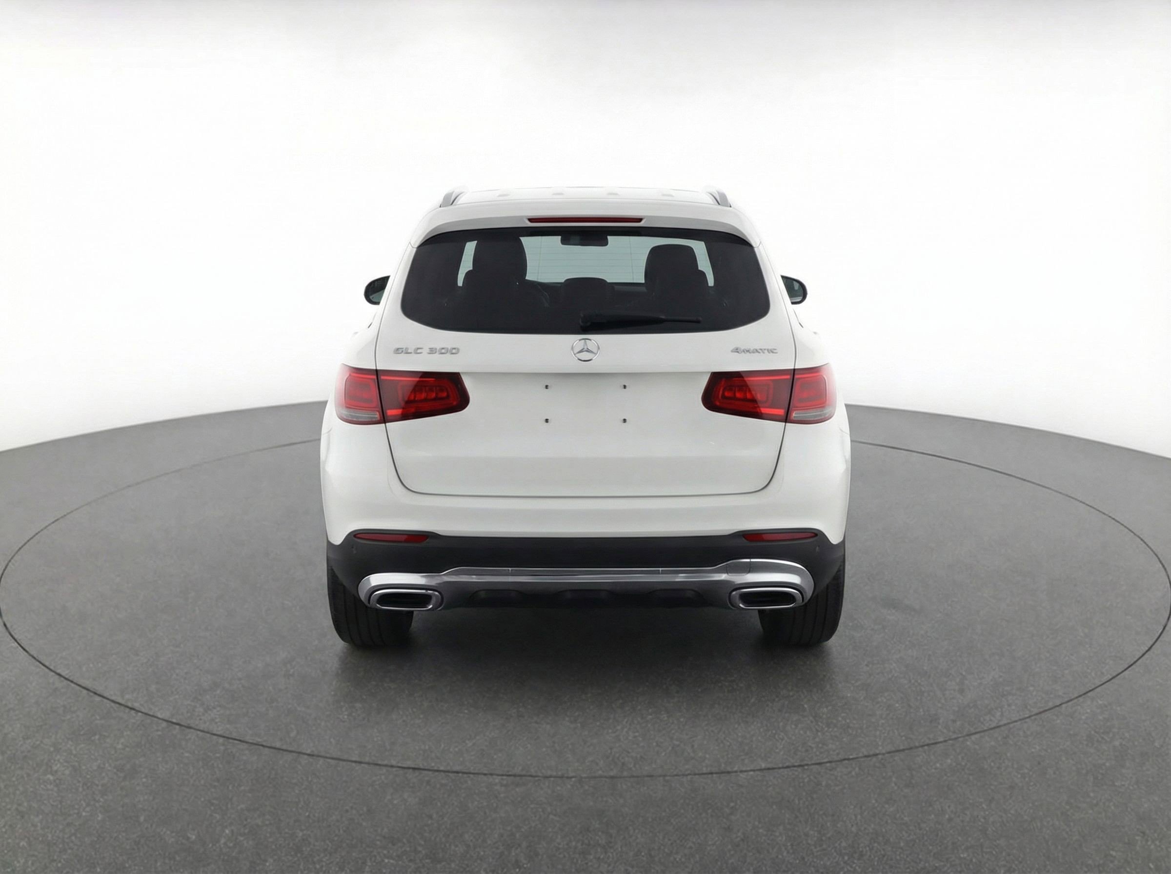 Used 2024 Mercedes-Benz GLC 300 4MATIC image 7