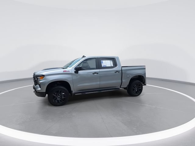 Used 2025 Chevrolet Silverado 1500 Custom Trail Boss AWD/4WD image 5