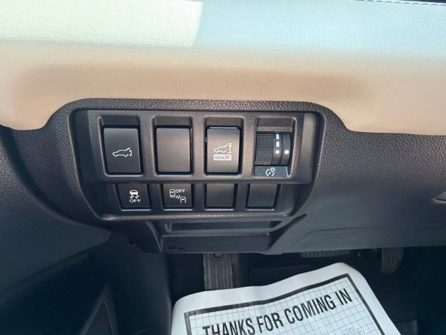 Used 2019 Subaru Ascent Limited AWD/4WD image 32