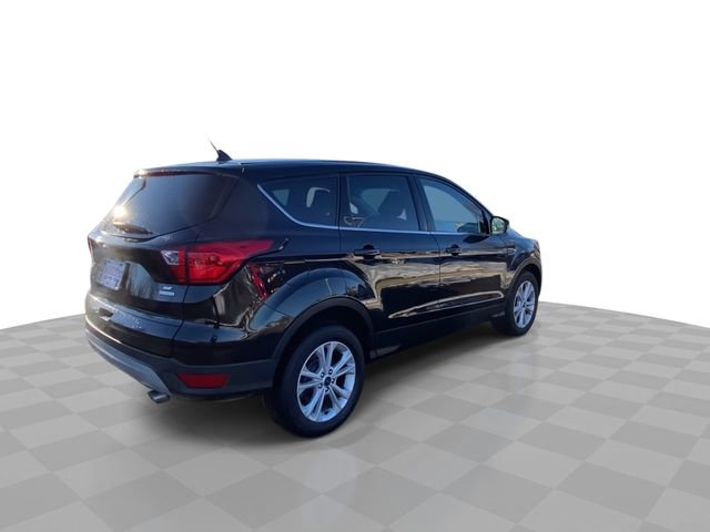 Used 2019 Ford Escape SE image 8
