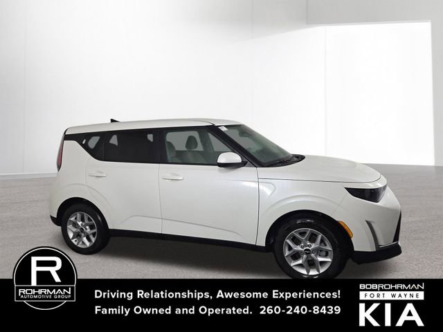 Certified 2025 Kia Soul LX image 5