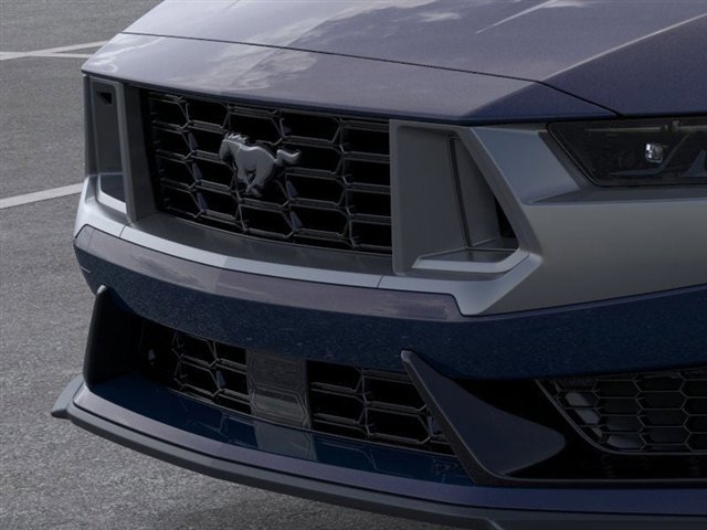 Used 2025 Ford Mustang Dark Horse image 17