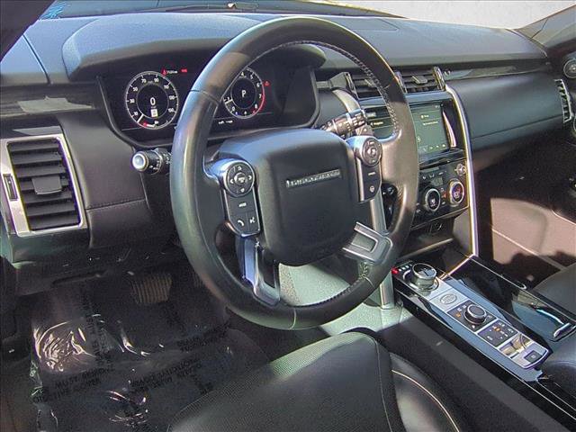 Used 2018 Land Rover Discovery HSE Luxury image 9