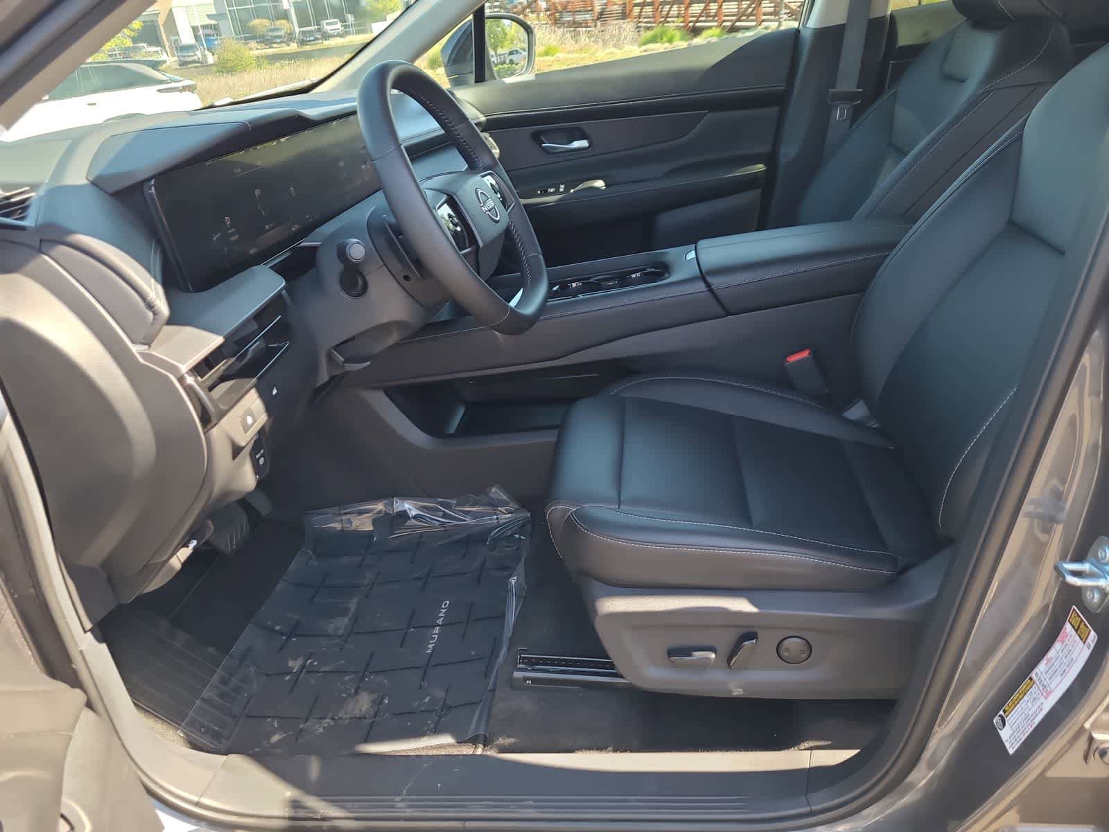 Used 2025 Nissan Murano SV AWD/4WD image 19
