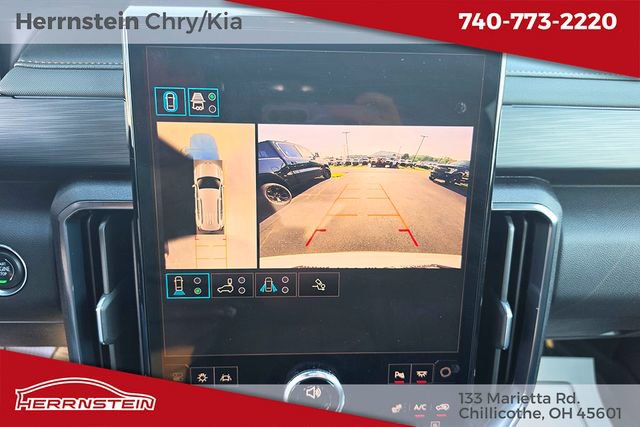 Used 2026 GMC Acadia AT4 w/ LPO, Floor Liner Package AWD/4WD image 19