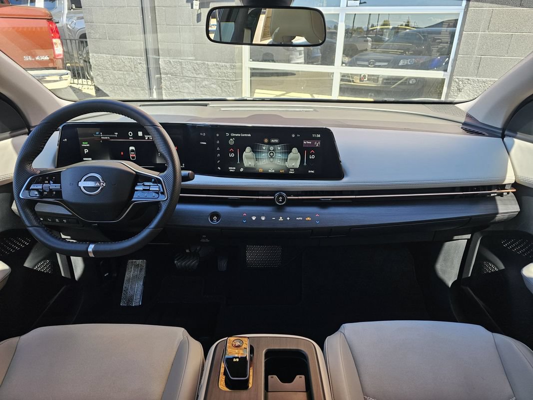 Used 2024 Nissan Ariya AWD image 22