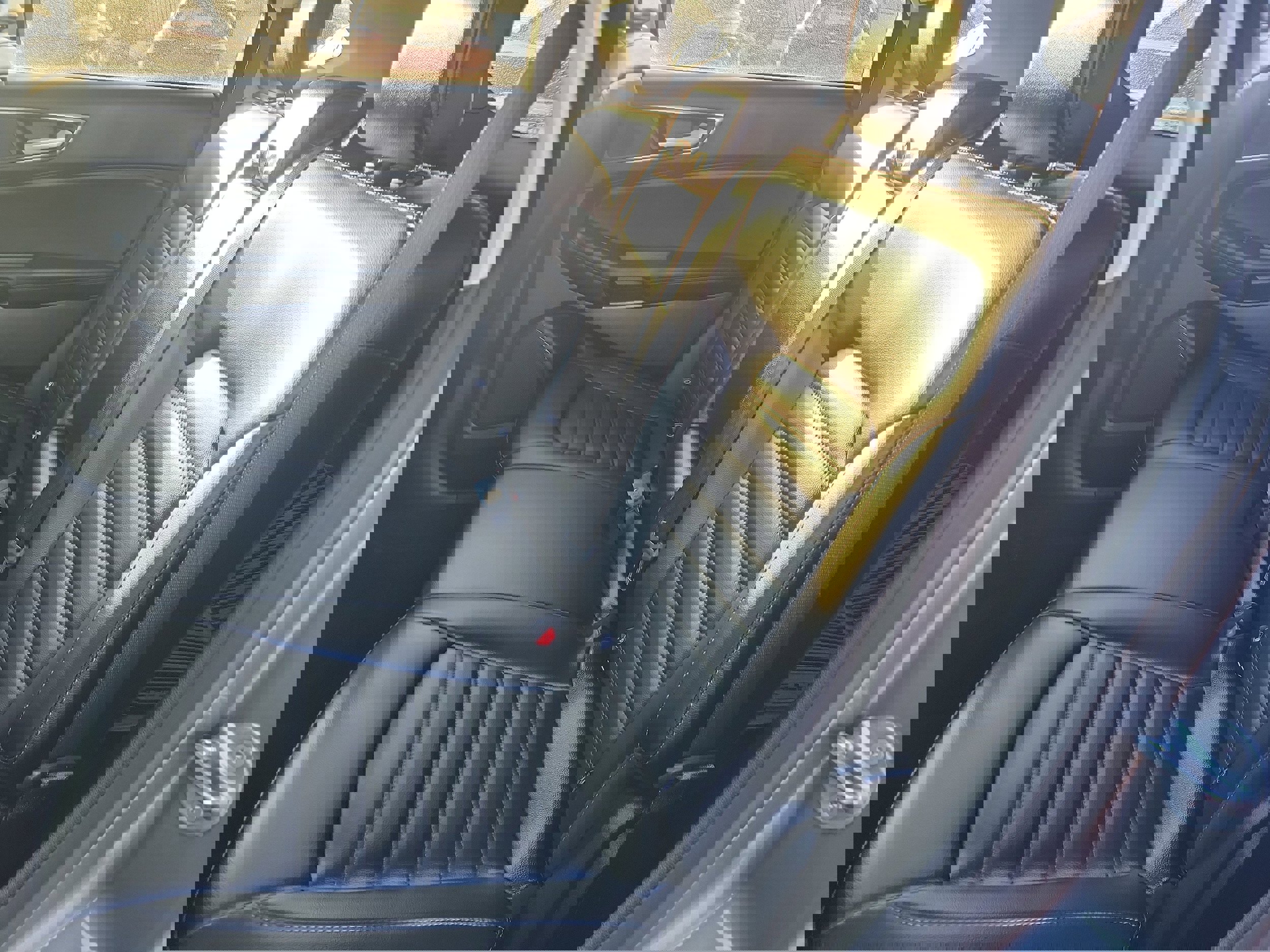 Used 2024 Ford Edge SEL w/ Convenience Package image 12