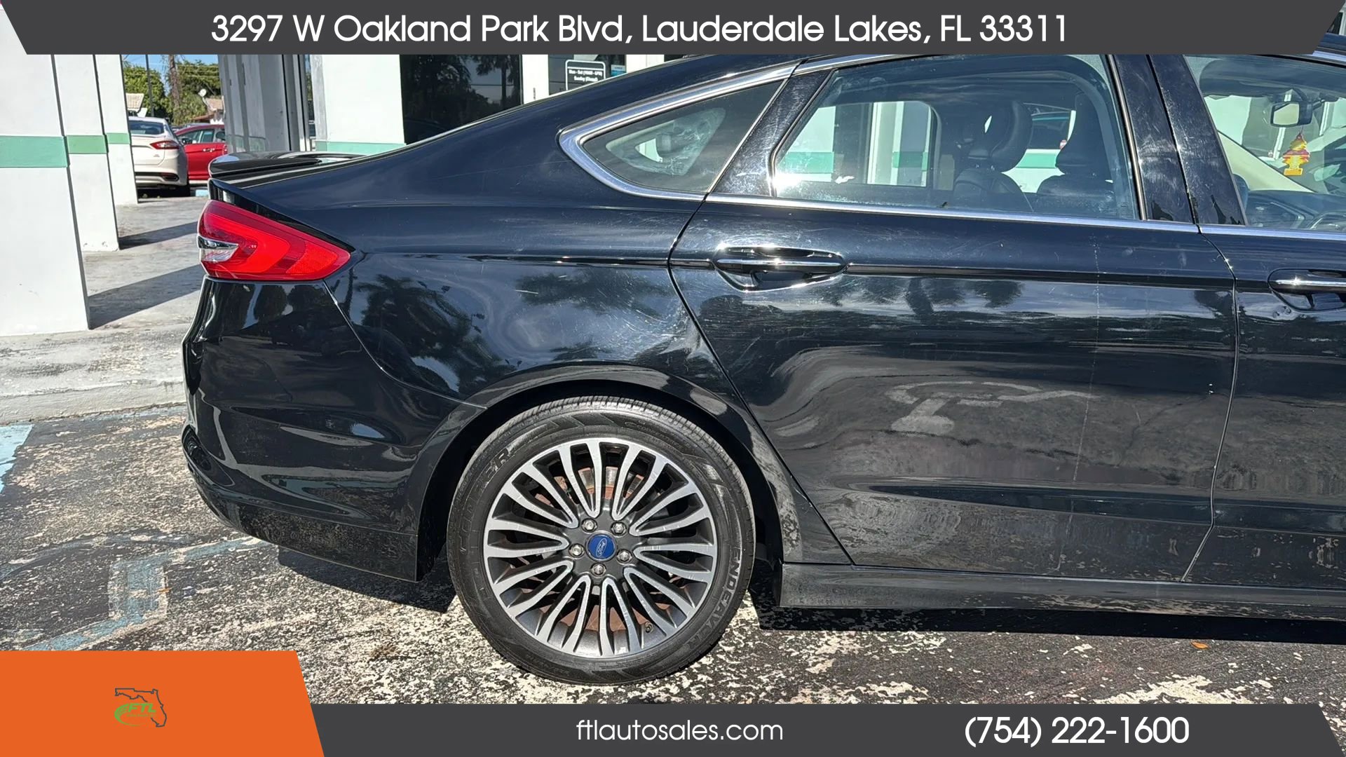 Used 2017 Ford Fusion Titanium image 10
