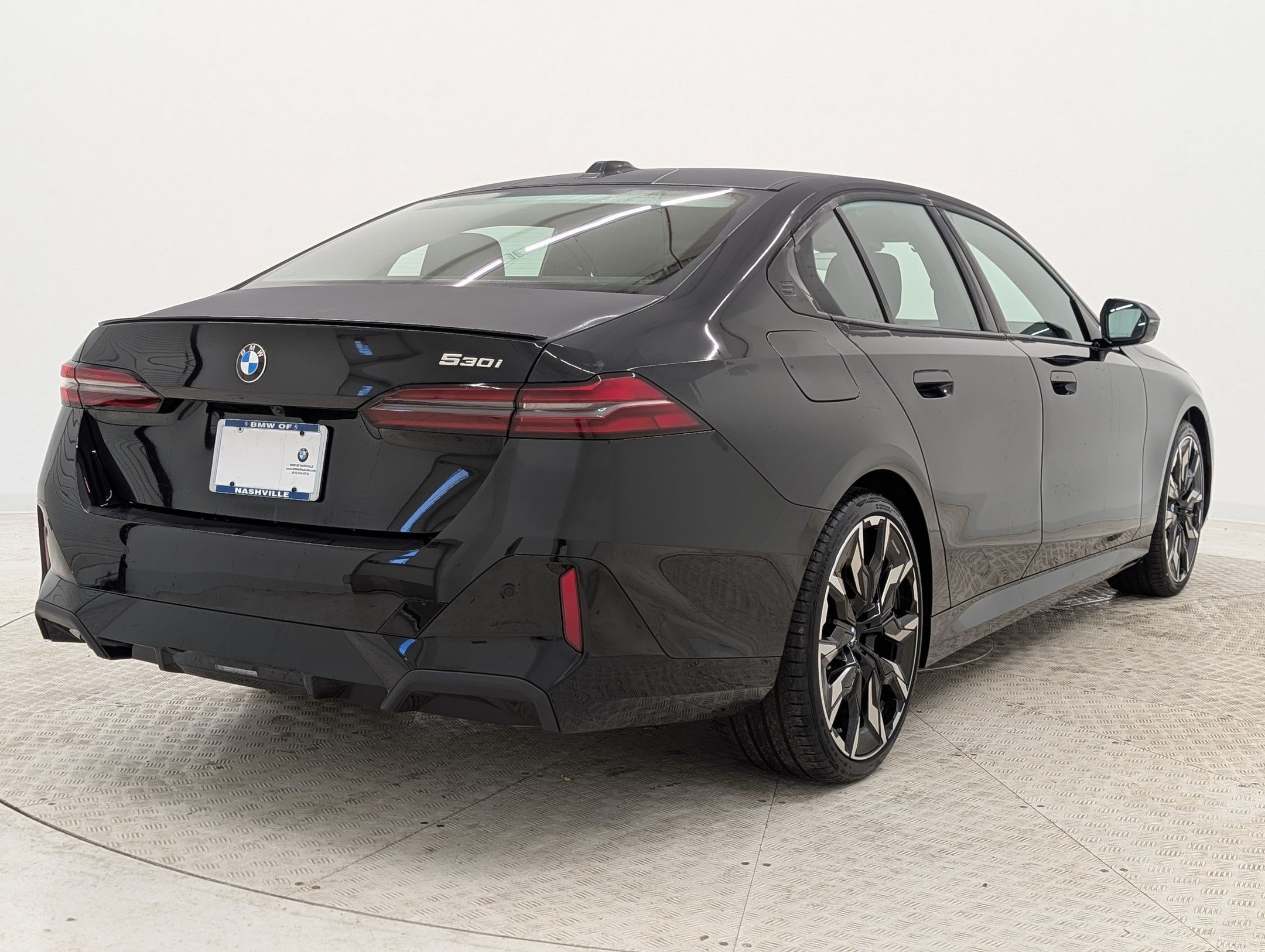 New 2026 BMW 530i w/ M Sport Package RWD image 9