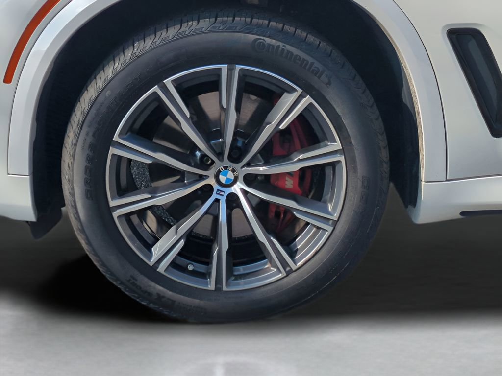 Certified 2023 BMW X5 xDrive40i w/ M Sport Package image 11