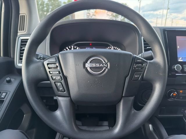 Used 2023 Nissan Frontier SV w/ Tow Package image 17