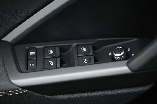 New 2025 Audi Q3 2.0T Premium image 16