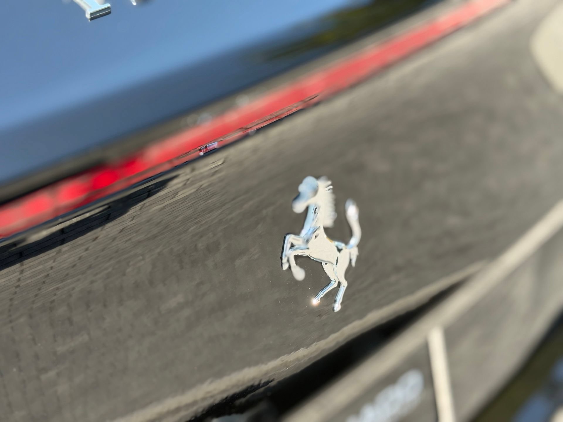 Used 2016 Ferrari California T RWD image 32