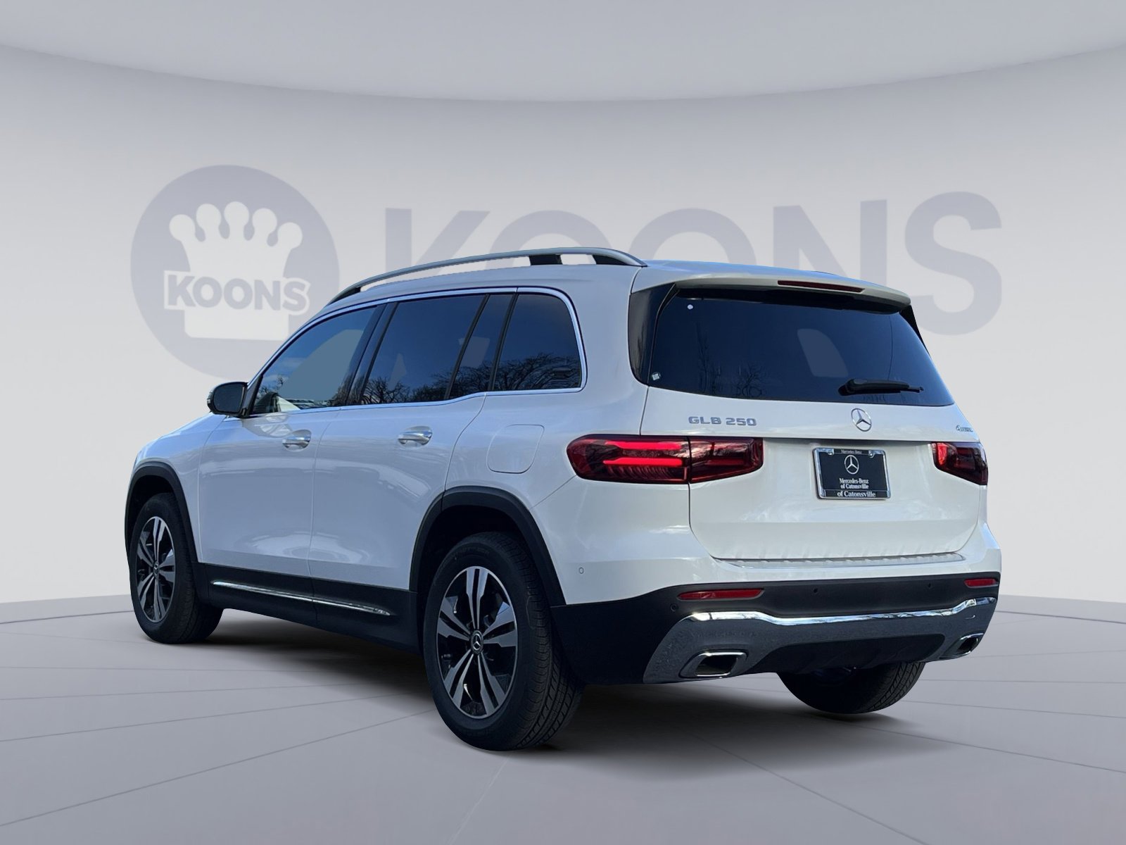 New 2026 Mercedes-Benz GLB 250 4MATIC image 4