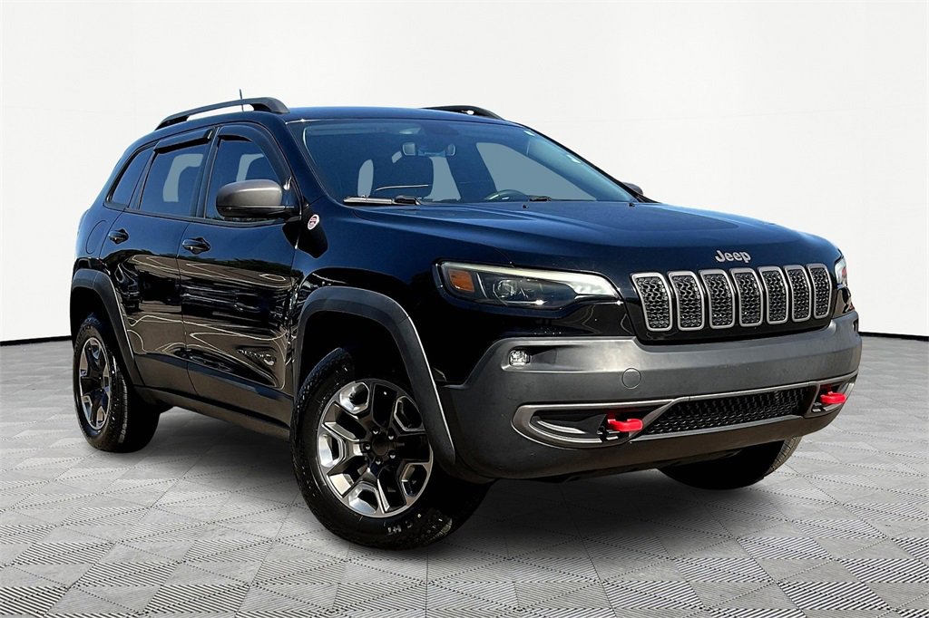 Used 2019 Jeep Cherokee Trailhawk w/ Cold Weather Group image 1