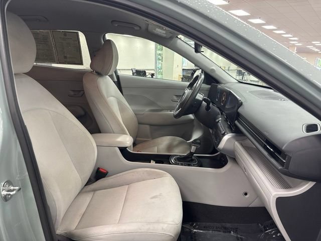 Used 2024 Hyundai Kona SEL AWD/4WD image 9