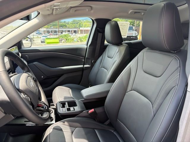 New 2025 Ford Mustang Mach-E Premium image 30