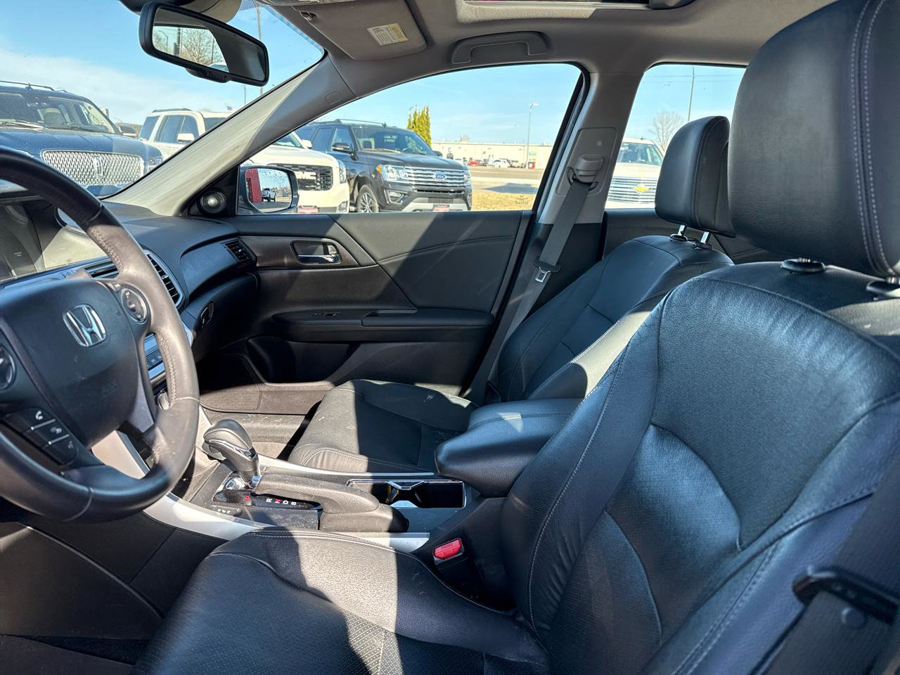 Used 2015 Honda Accord EX-L image 10