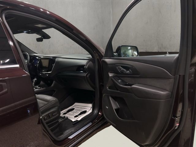 Used 2022 Chevrolet Traverse High Country w/ LPO, Floor Liner Package image 19