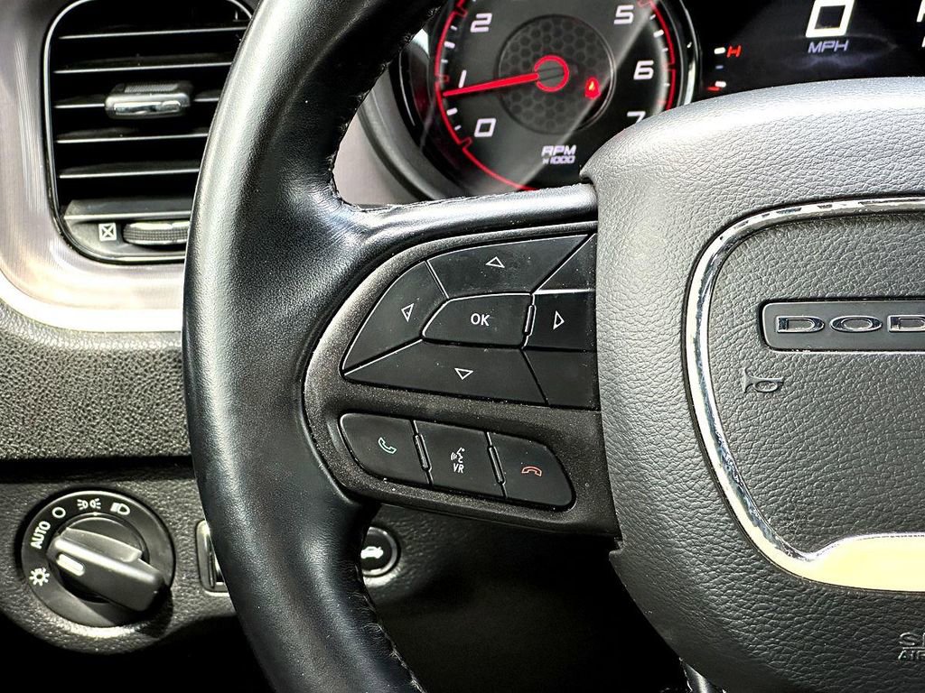 Used 2022 Dodge Charger SXT w/ Blacktop Package image 22