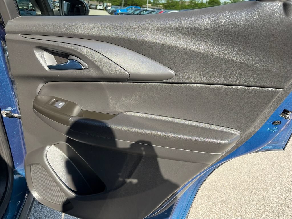 Used 2021 Chevrolet TrailBlazer LT w/ Premium Seating Package FWD image 29