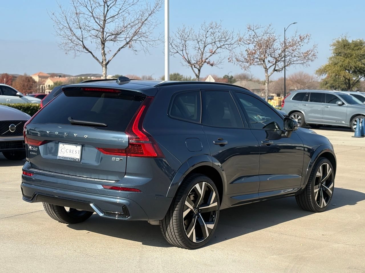 New 2026 Volvo XC60 B5 Ultra w/ Protection Package Premier AWD/4WD image 8