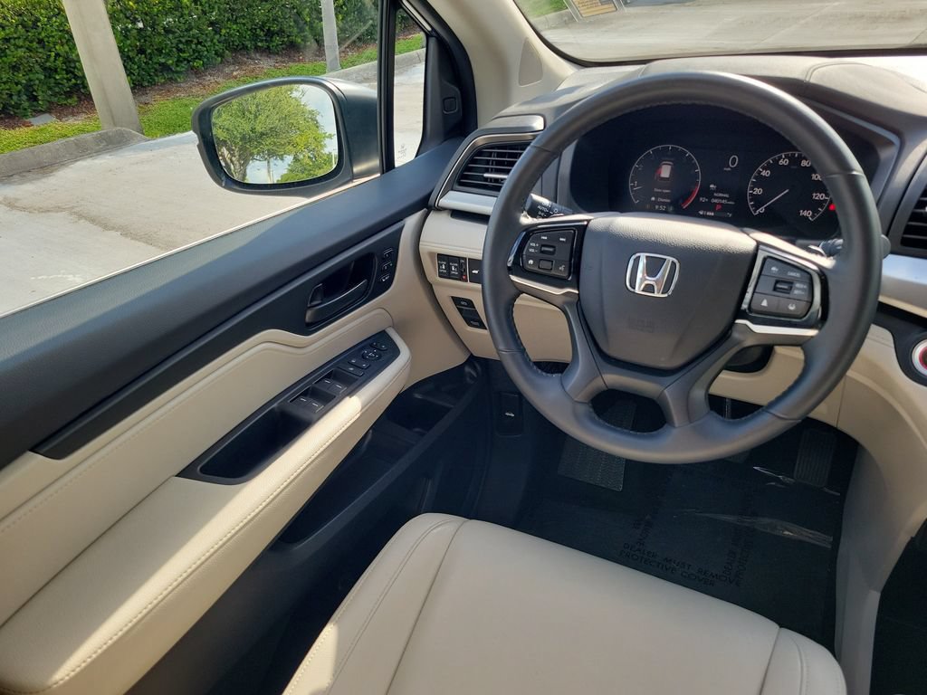 Used 2025 Honda Odyssey EX-L image 15