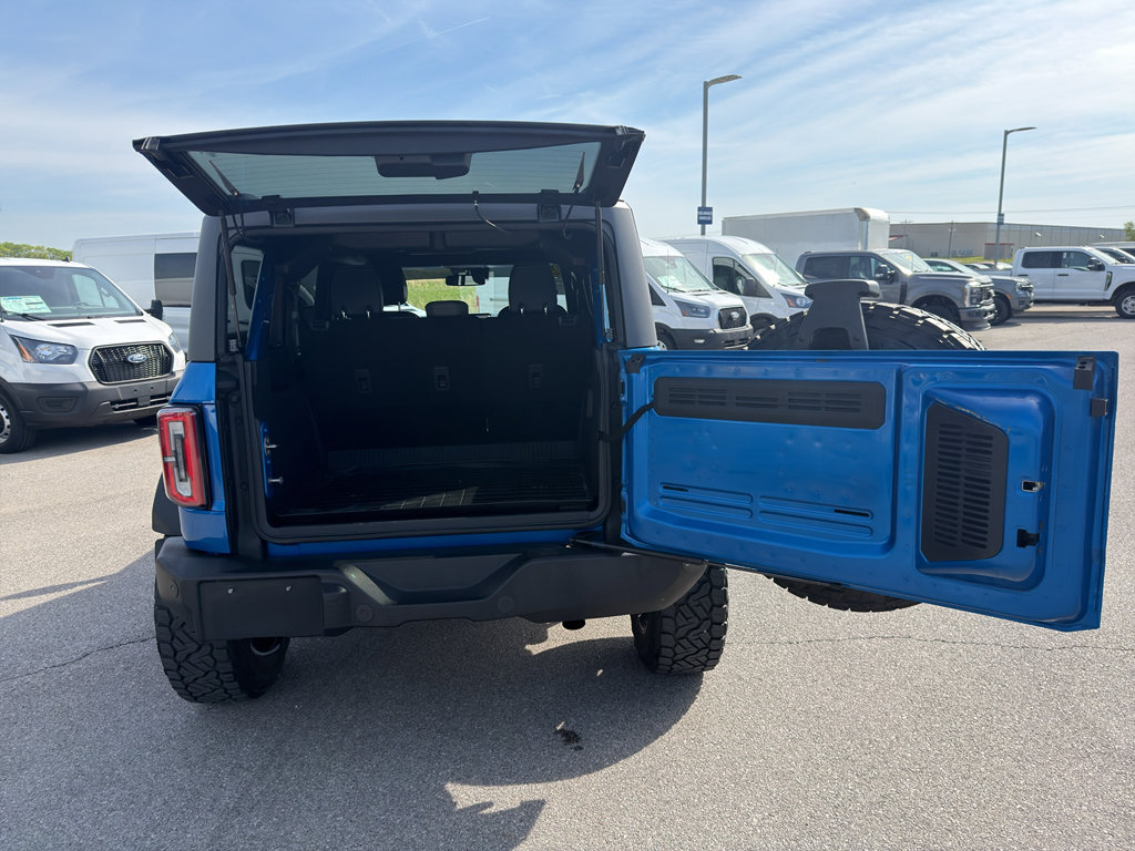 Certified 2022 Ford Bronco Outer Banks w/ Sasquatch Package AWD/4WD image 18
