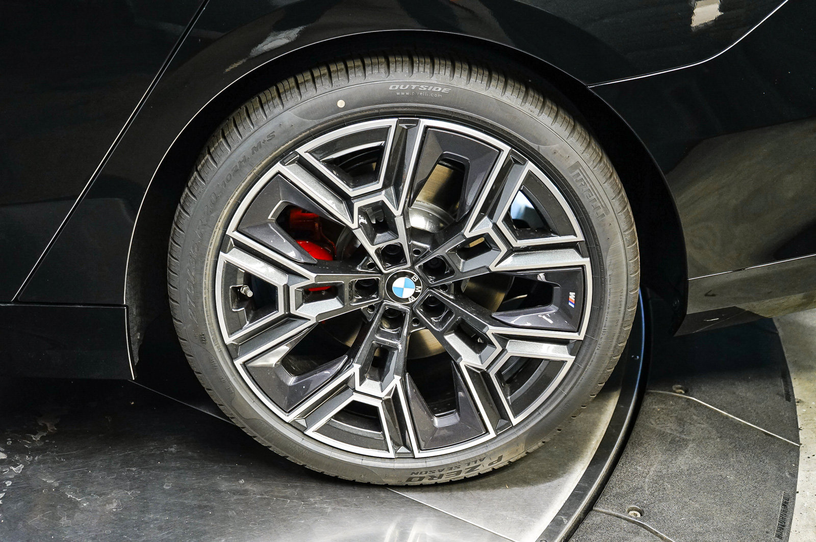 New 2027 BMW 540i xDrive w/ M Sport Package AWD/4WD image 8