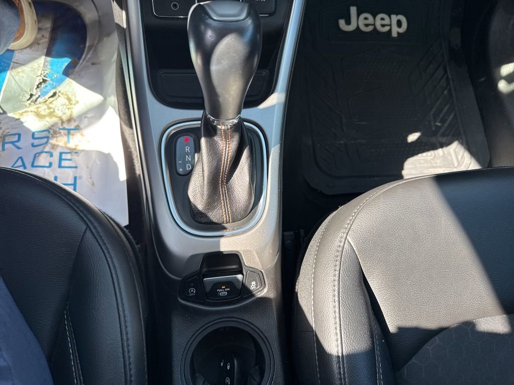 Used 2018 Jeep Compass Latitude w/ Popular Equipment Group image 17