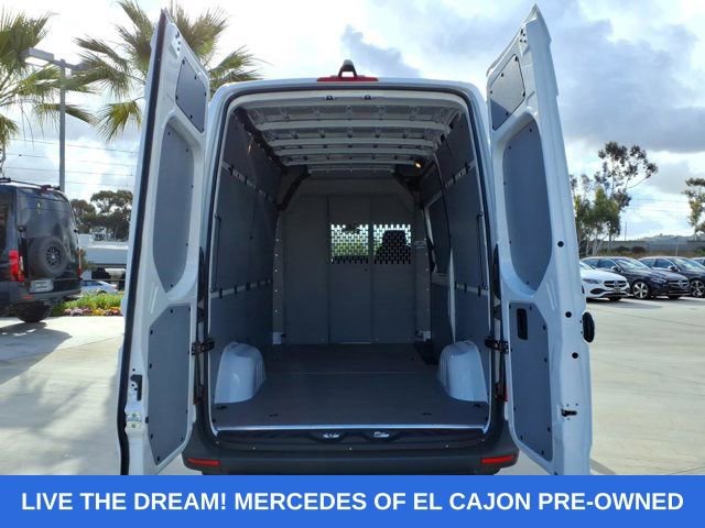 Used 2025 Mercedes-Benz Sprinter 2500 image 20