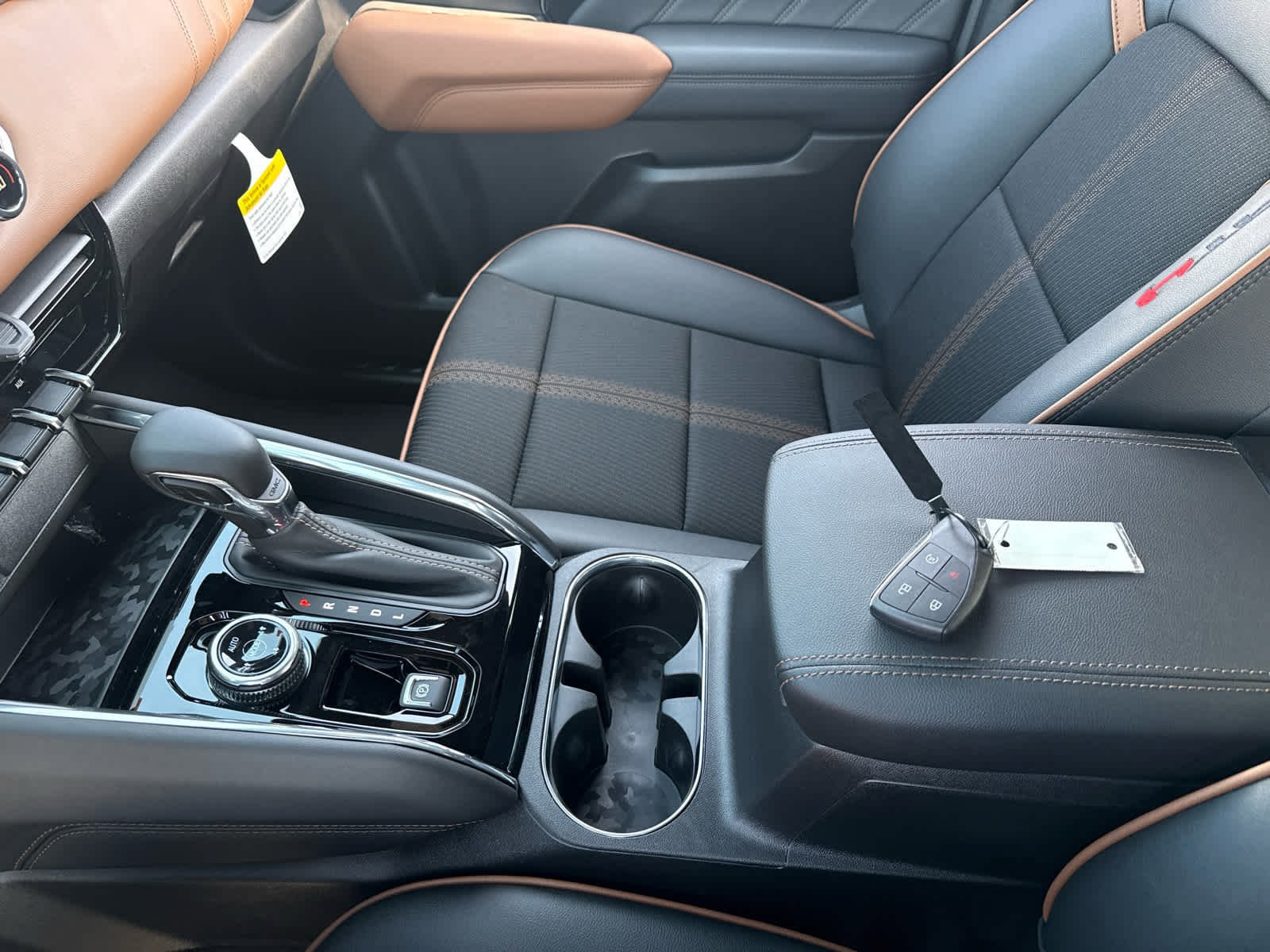 New 2026 GMC Canyon AT4 AWD/4WD image 19