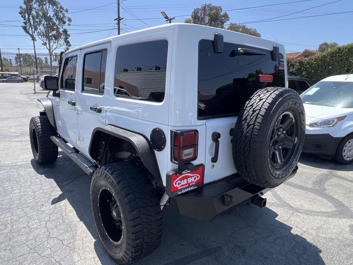 Used 2016 Jeep Wrangler Unlimited Sport w/ Max Tow Package AWD/4WD image 7