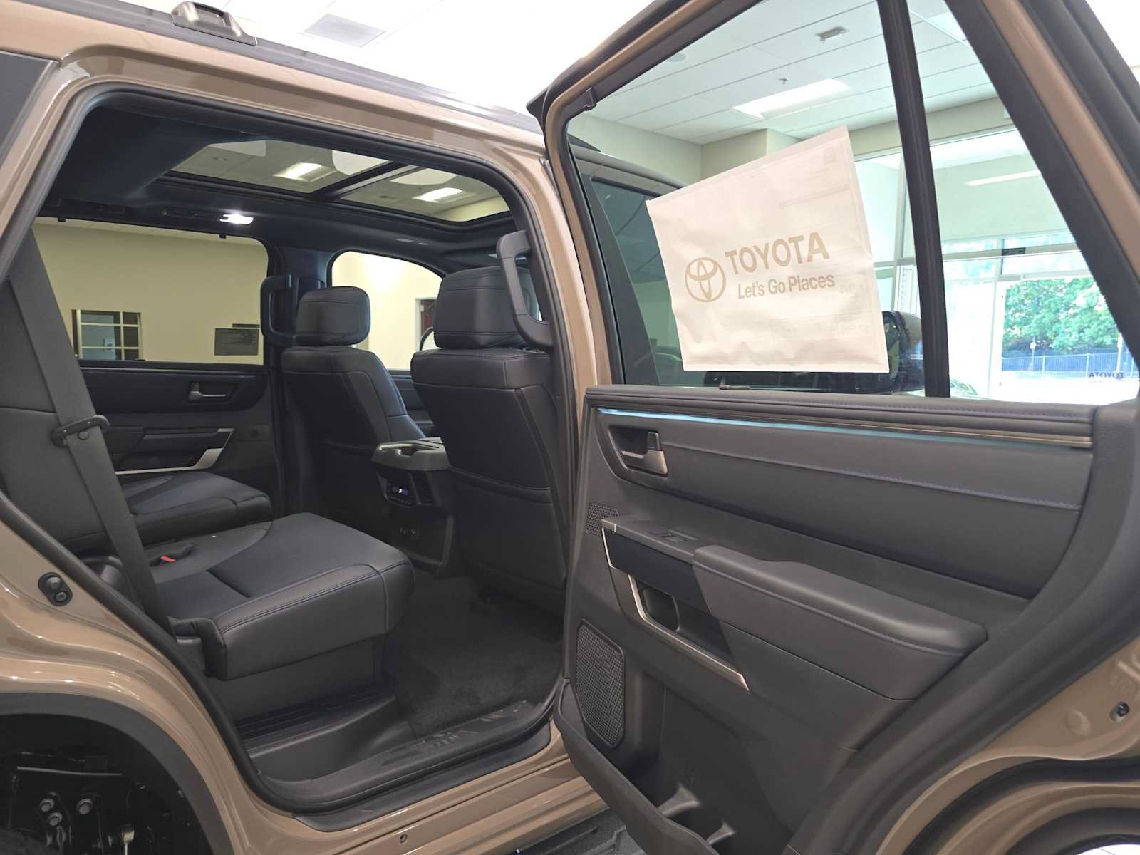 New 2026 Toyota Sequoia Platinum w/ TRD Off-Road Package AWD/4WD image 27