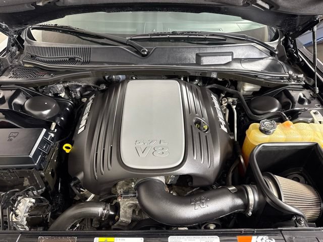 Used 2013 Dodge Challenger R/T RWD image 13