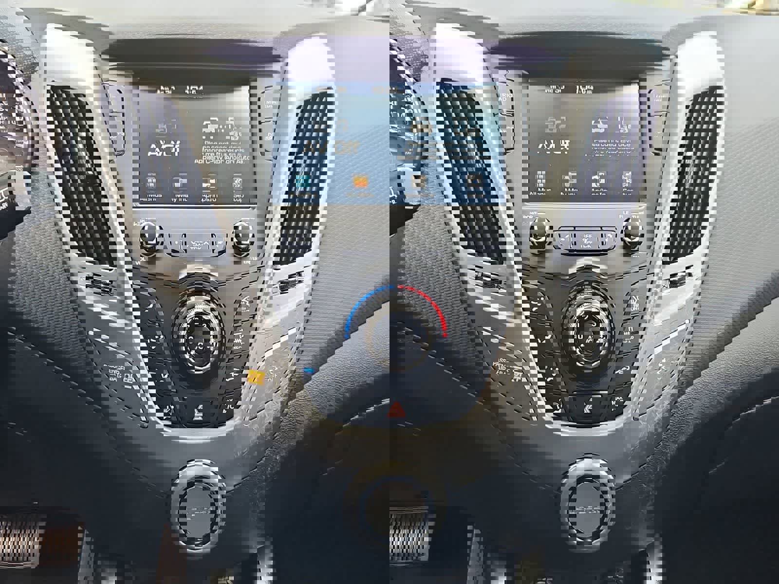 Used 2017 Hyundai Veloster image 27