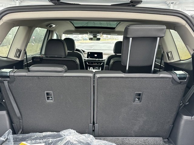 New 2026 Volkswagen Atlas SEL image 17