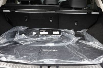 New 2025 Genesis Electrified GV70 Advanced w/ Prestige Package image 34